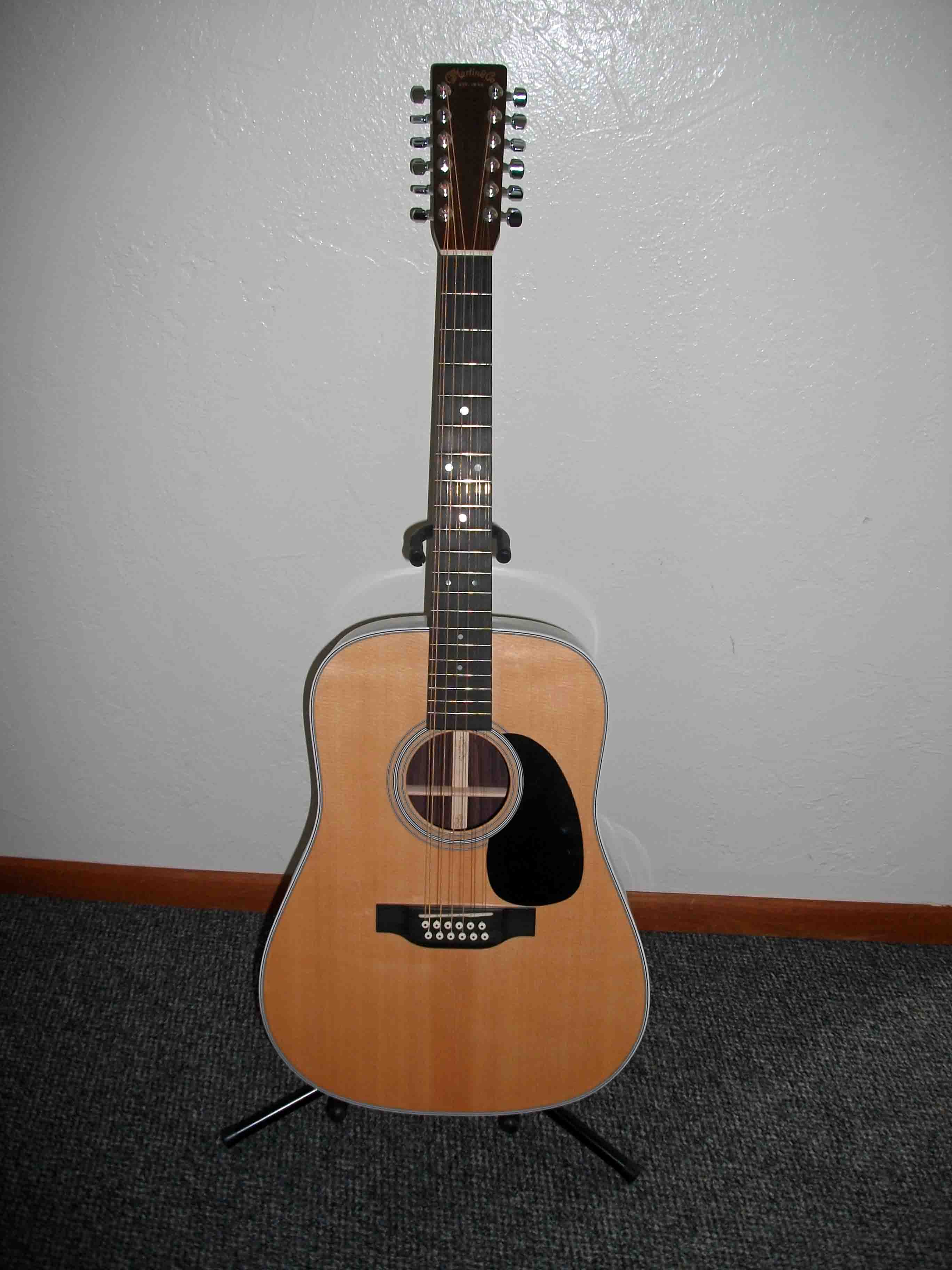 Martin D28-12